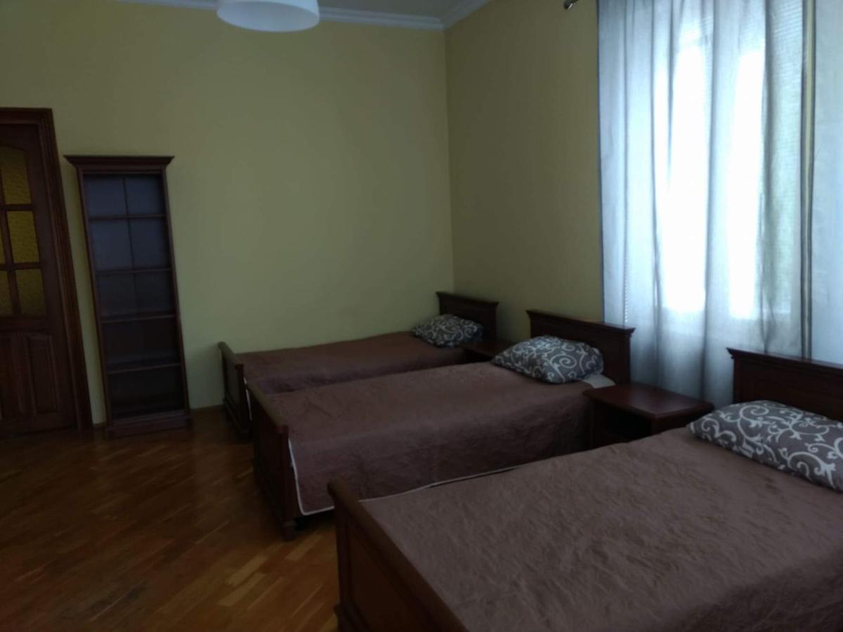 Хостел Lutsk G84 Exterior foto